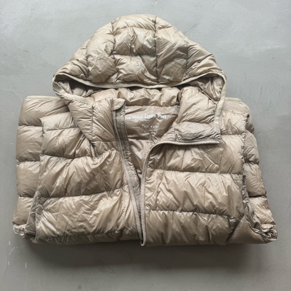 Aritzia TNA Little Puff Vest- Sz Medium - Picture 7 of 8